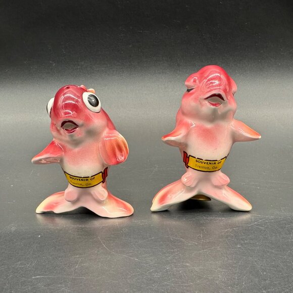 Kissing Fish Shakers Mid Century Red Ceramic Souvenir Kitschy Anthropomorphic - Picture 3 of 11